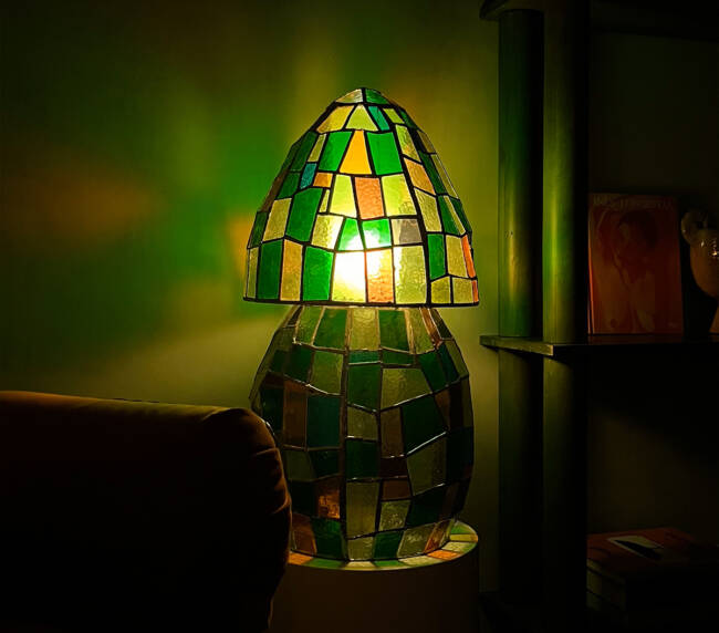 Acheter-lampe-mosaique-verre-étain-champignon-arthur-ristor-Hélène-Rebelo-6