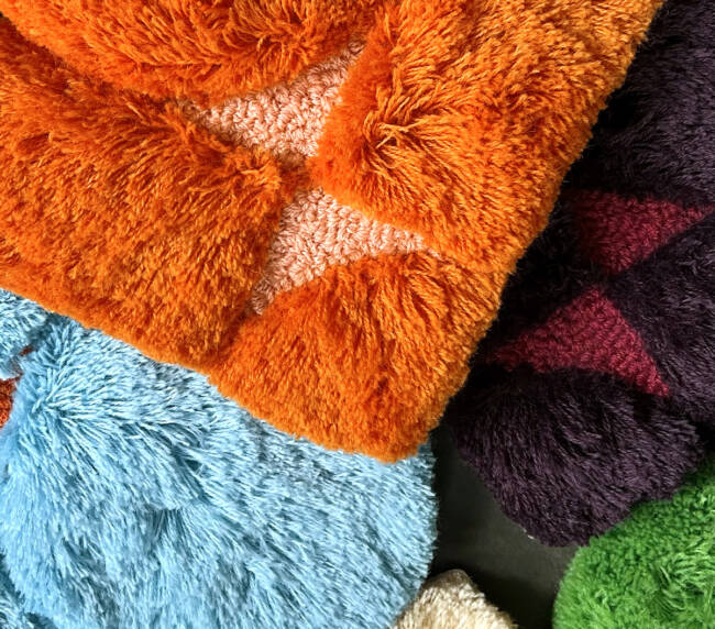 Acheter-tapis-en-laine-couleurs-Stitch-rugs-Hélène-Rebelo-1