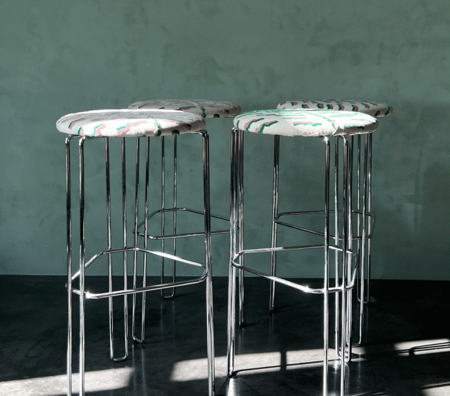 tabourets-de-bar-Area-63-par-Studio-Tecnico-Bononia-lot-de-4-Hélène-Rebelo (1)